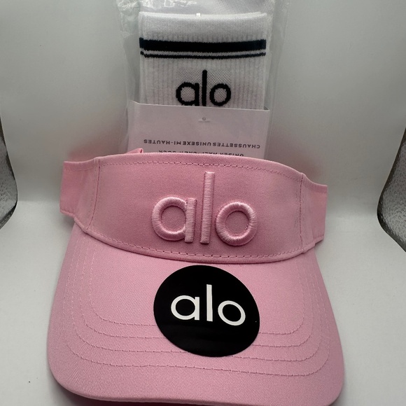 ALO Visor and ONE Pair of ALO Crew socks - Picture 1 of 3